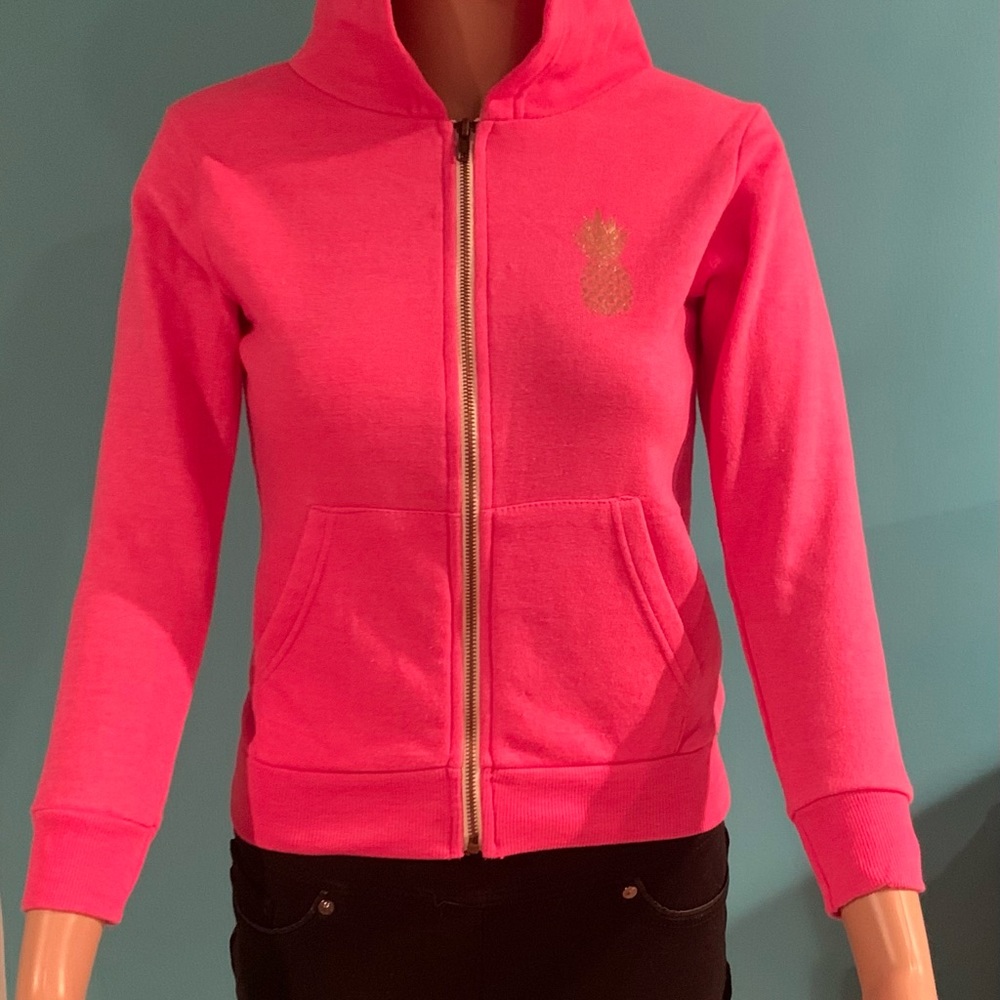 Sweater/hoodie  3/$40